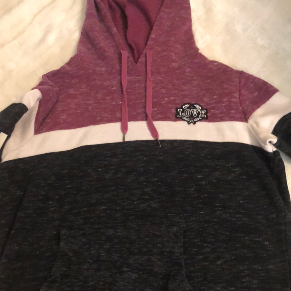 Girls sweatshirt! Size M!